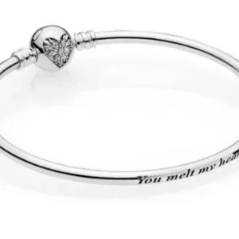 Pandora, You Melt My Heart Winter Bangle  bracelet